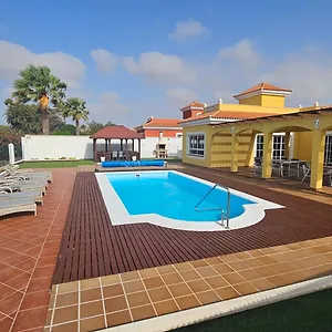 Villa Bonita On Golf In El Descanso ,caleta Fuste-fuerteventura